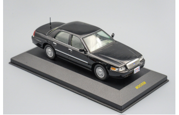 FORD Crown Victoria (2000), black