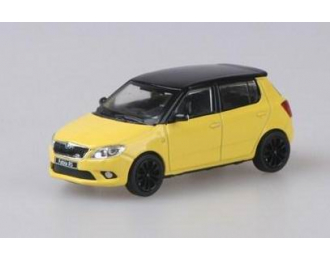 SKODA Fabia II RS 2011, sprint yellow with black roof black wheels