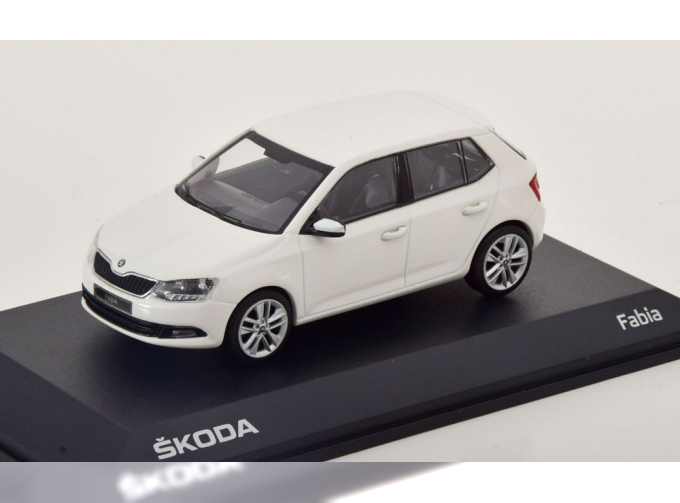 SKODA Fabia, white