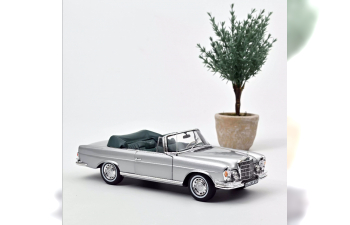 MERCEDES-BENZ 280 SE Cabriolet (W108) 1969 Silver Metallic