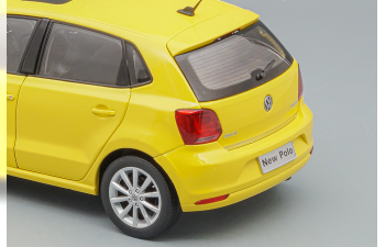 VOLKSWAGEN Polo 2017, yellow