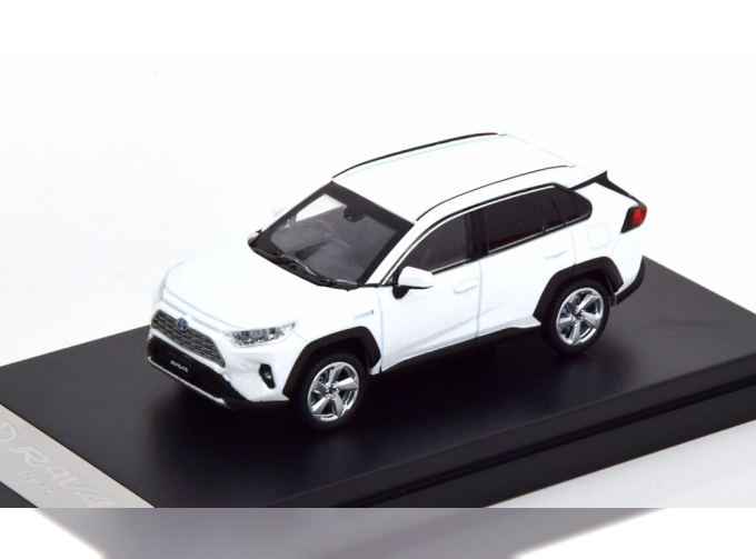 TOYOTA RAV4 Hybrid, white