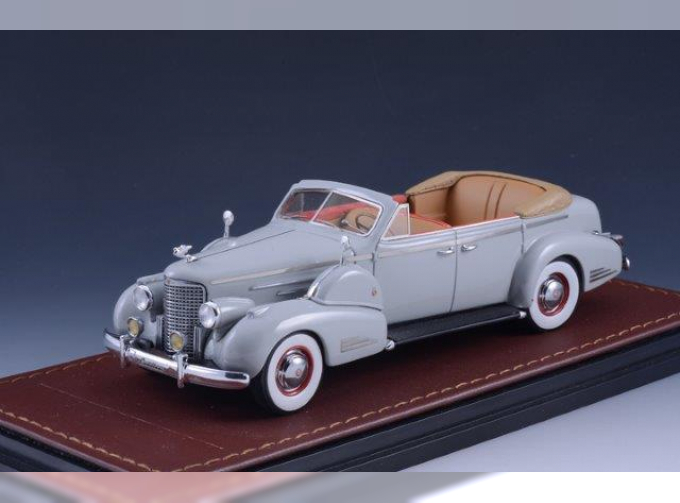 CADILLAC V16 Series 90 Fleetwood Sedan Convertible (открытый) 1938 Grey