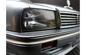 NISSAN Gloria CIMA (Y31), light blue