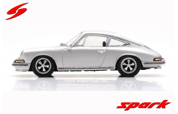 Porsche 911 2.4 1973 silver