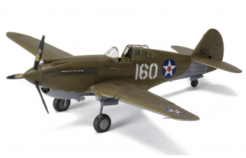 Сборная модель Американский истребитель Curtiss P-40B Warhawk