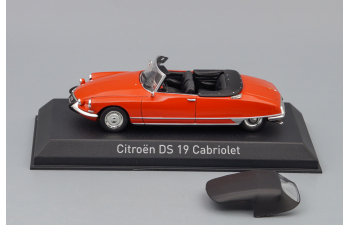 CITROËN DS19 Cabriolet 1965, corail red