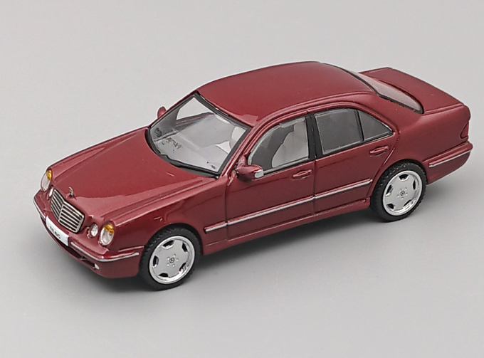 MERCEDES-BENZ E55 AMG (W210), red