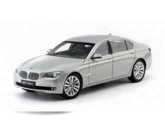 BMW 7 Series Long (F02), Moon stone 