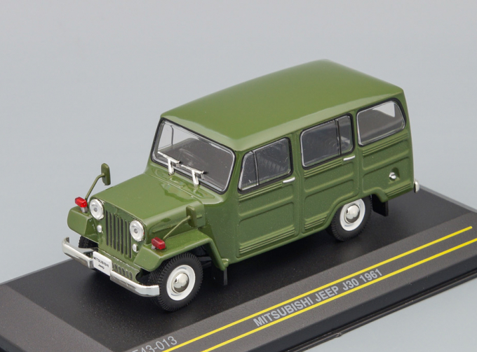 MITSUBISHI Jeep J30 4х4 (1961), green