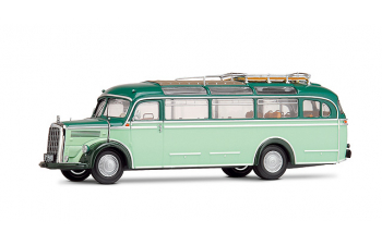 MERCEDES-BENZ O3500, green / light green