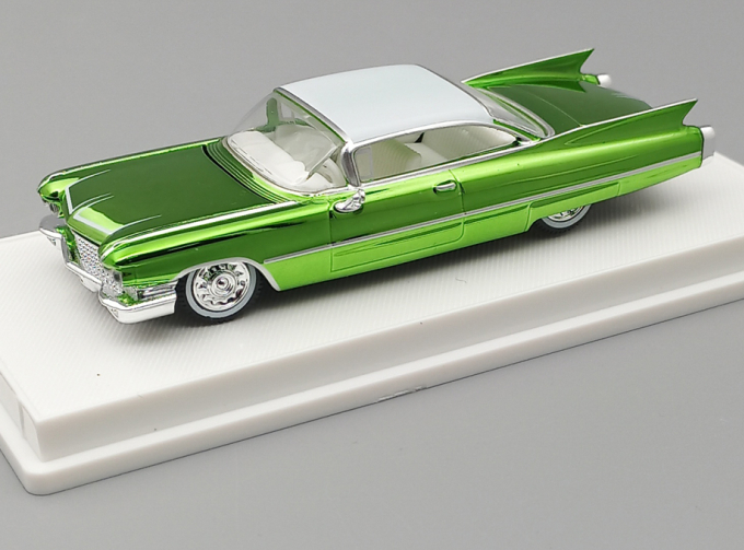 CADILLAC Coupe De Ville (1960), brilliant green metallic