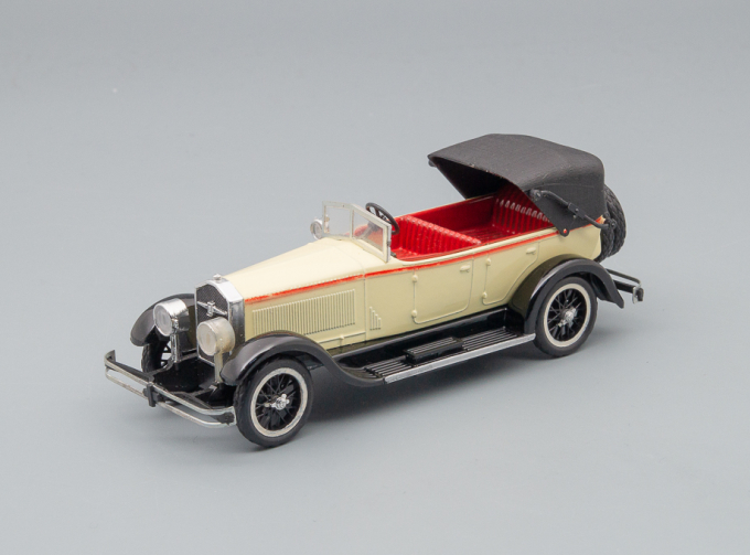 ISOTTA FRASCHINI Tipo 8A Spyder (1926), cream / black