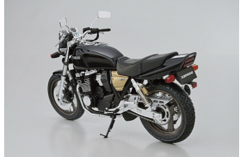 Сборная модель YAMAHA XJR400 4HM '93