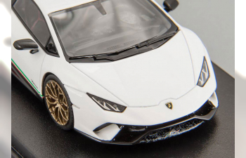 Lamborghini Huracan Performante (white)