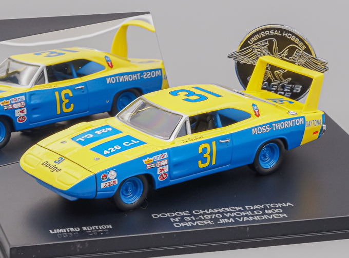 DODGE Charger Daytona (1970) Racing Car, yellow / blue
