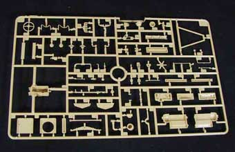 Сборная модель Sd.Kfz.6 - Mittlerer Zugkraftwagen 5t (BN9b) Pioneer Version