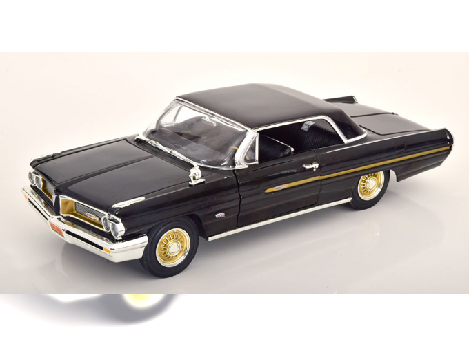 PONTIAC Grand Prix Fireball Roberts Edition (1962), black golden