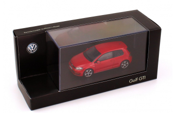 VOLKSWAGEN Golf VII (2012), tornado red