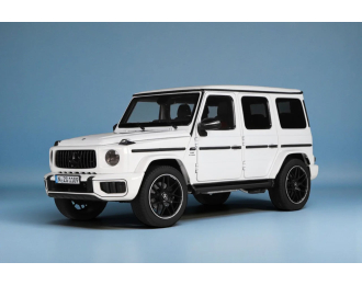 MERCEDES-BENZ AMG G63 (W465) (2025), polar white