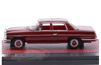 MERCEDES-BENZ 250 C (W114) /8 (1968), dark red