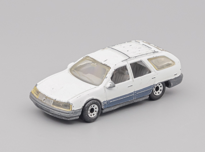 MERCURY Sable Wagon, White with dark gray lower body