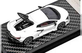 LAMBORGHINI Revuelto Hybrid (2023), White