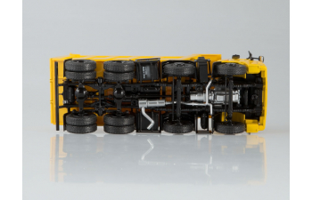 Камский грузовик 6540 8х4 самосвал, желтый