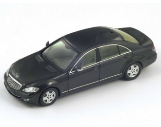 MERCEDES-BENZ W221 S Klass, black