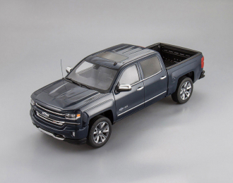 Chevrolet Silverado Centennial Edition 2018 (blue)