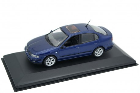 SEAT Toledo II 1998-2004 темно-синий металлик