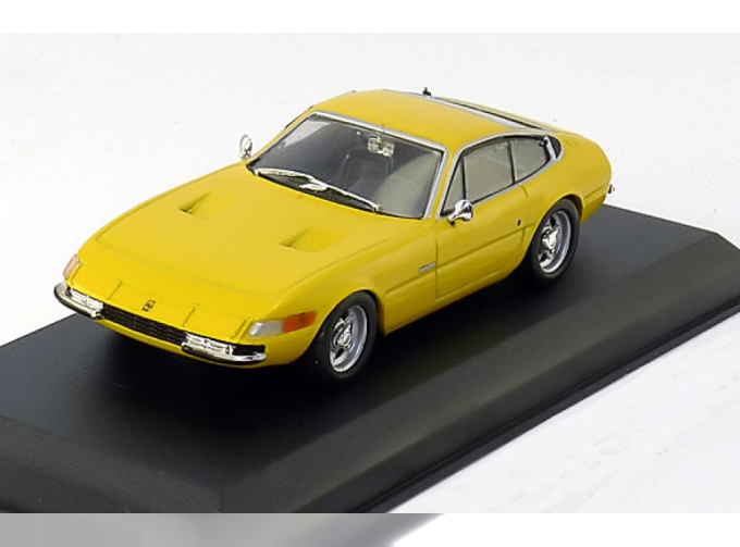 FERRARI 365 Daytona Coupe (1970), yellow