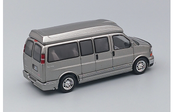 GMC Savana Explorer Limited SE (2006), titanium grey