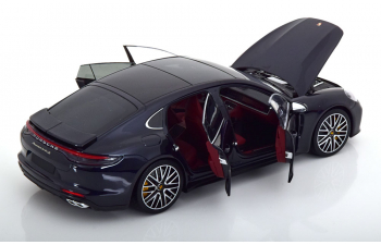 PORSCHE Panamera Turbo S (2020), blue metallic