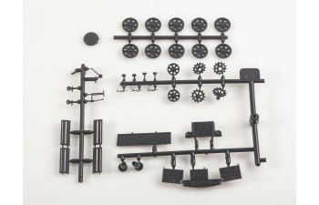 Сборная модель Легкий артиллерийский тягач АТ-Л