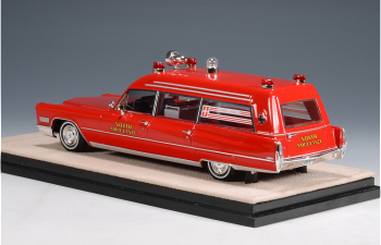 CADILLAC Miller-Meteor Ambulance "North Ambulance" (1968), Red