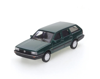 VOLKSWAGEN Passat Variant (B2) / Santana Wagon, green
