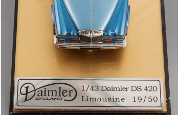 DAIMLER DS 420 Limousine, blue