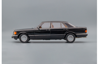 MERCEDES-BENZ 560 SEL (W126) 1989 black metallic