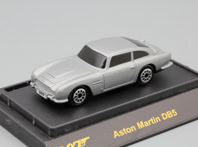 ASTON MARTIN DB5 Goldfinger, silver