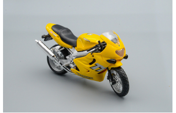 Triumph TT600, Yellow