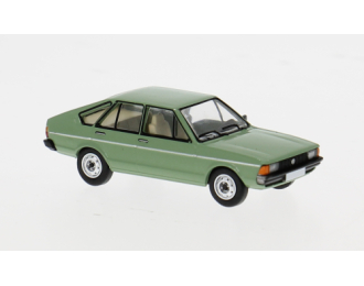 VOLKSWAGEN Passat B1 (1977), light green