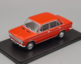 LADA 1500 (1974), Auto Vintage, red