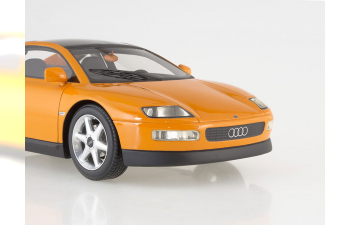 AUDI Quattro Spyder, orange