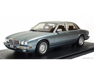 JAGUAR XJ6 SOVEREIGN (X300) (1995), ice blue