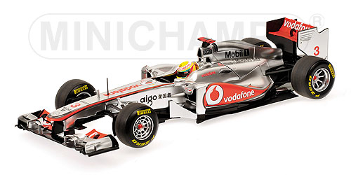 VODAFONE McLaren Mercedes MP4-26 №3 (Lewis Hamilton) 2011, silver
