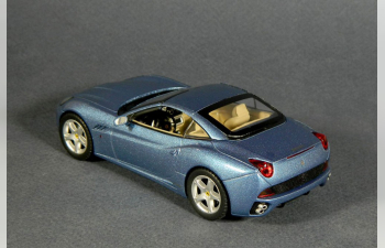 FERRARI California (2008), blue metallic