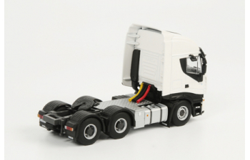 IVECO Stralis 6x4, White Line 1:50, белый