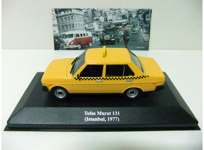 TOFAS Murat 131 (Istanbul, 1977), Collection Les Taxis du monde, yellow