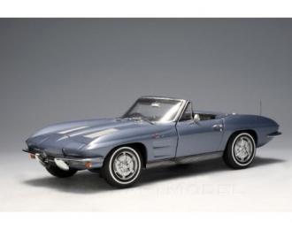 CHEVROLET CORVETTE 1963 CONVERTIBLE SEBRING, серебристый